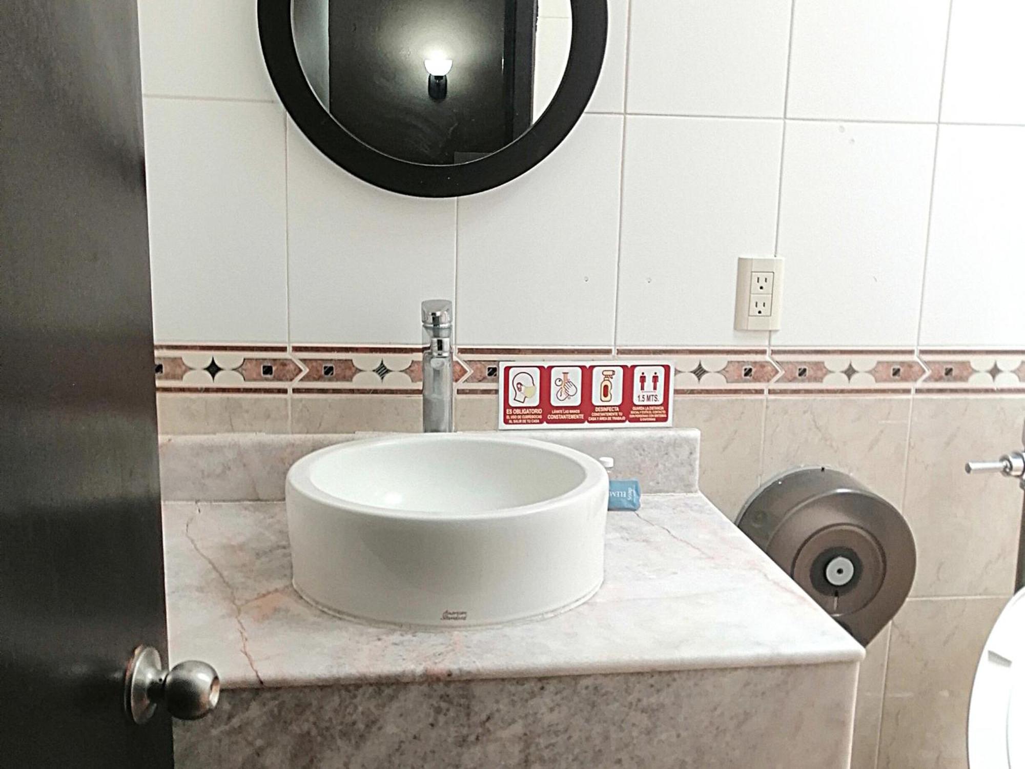 Hotel Aquiles Гвадалахара Номер фото