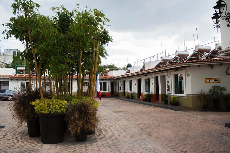 Hotel Aquiles Гвадалахара Экстерьер фото
